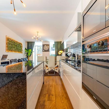 Cozy Nest Hostel Порту Екстер'єр фото