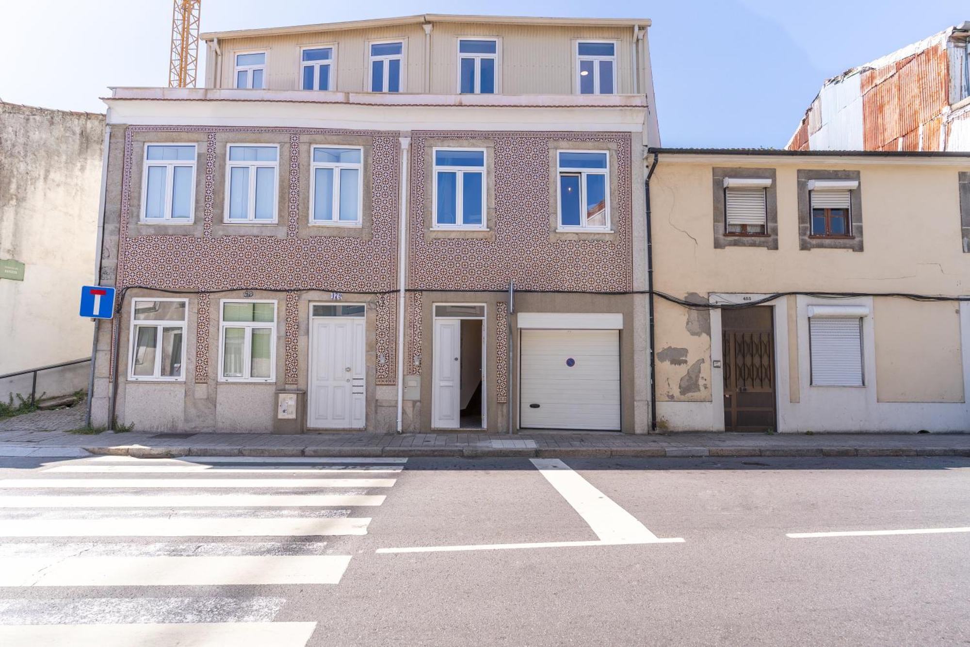 Cozy Nest Hostel Порту Екстер'єр фото
