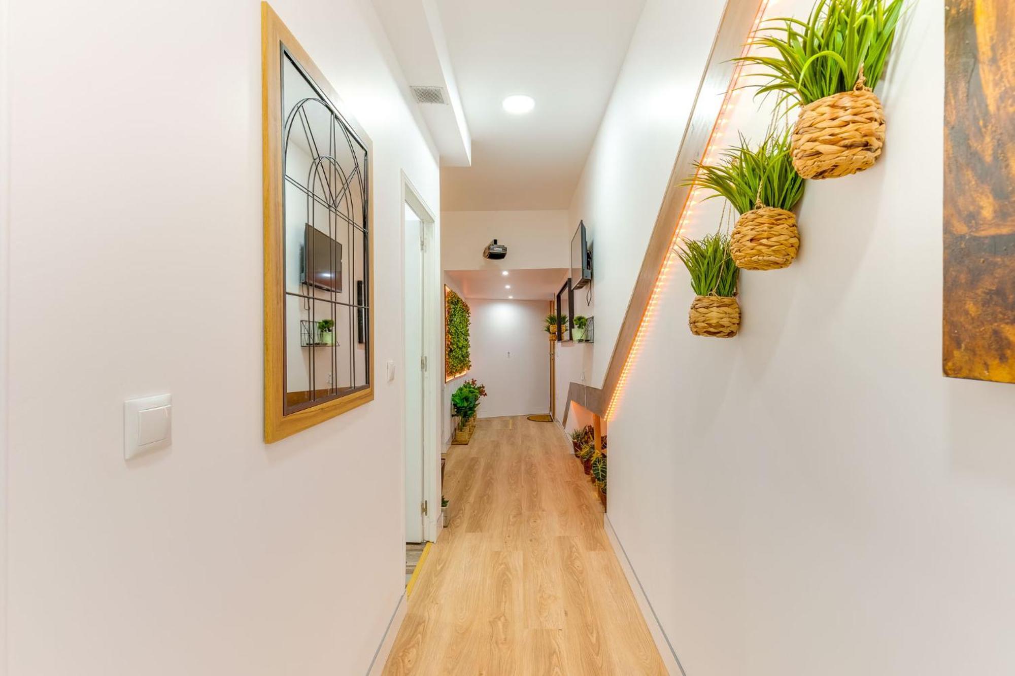 Cozy Nest Hostel Порту Екстер'єр фото