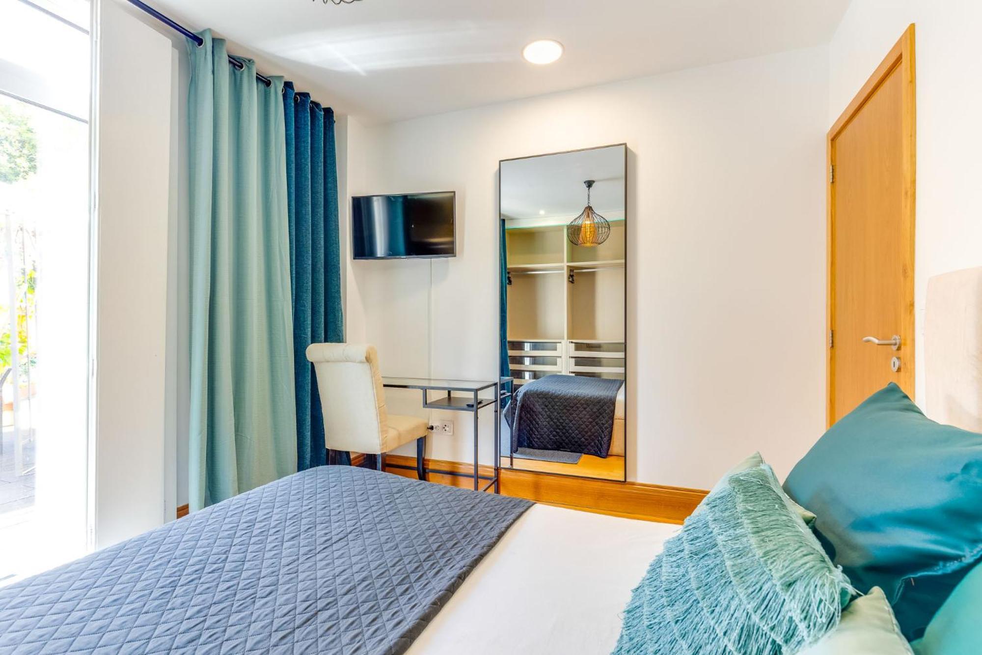 Cozy Nest Hostel Порту Екстер'єр фото