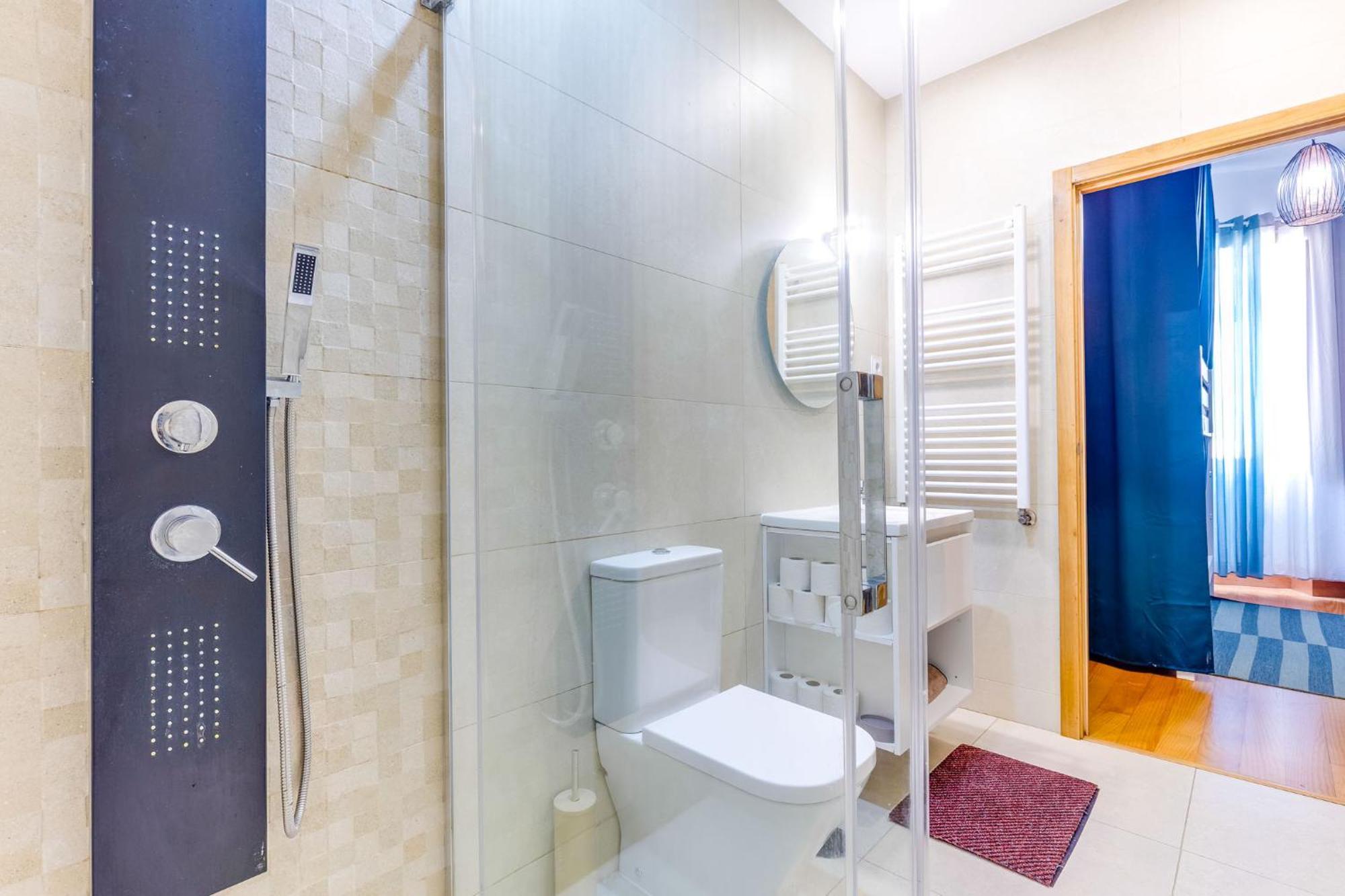 Cozy Nest Hostel Порту Екстер'єр фото